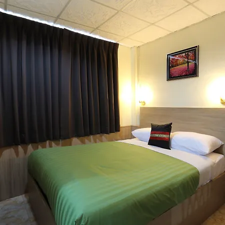 Sukhumvit 20 Guest House