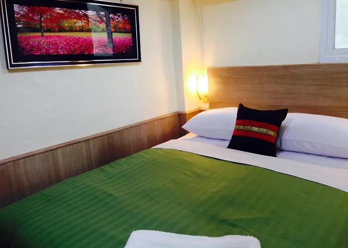 Sukhumvit 20 게스트하우스 2*